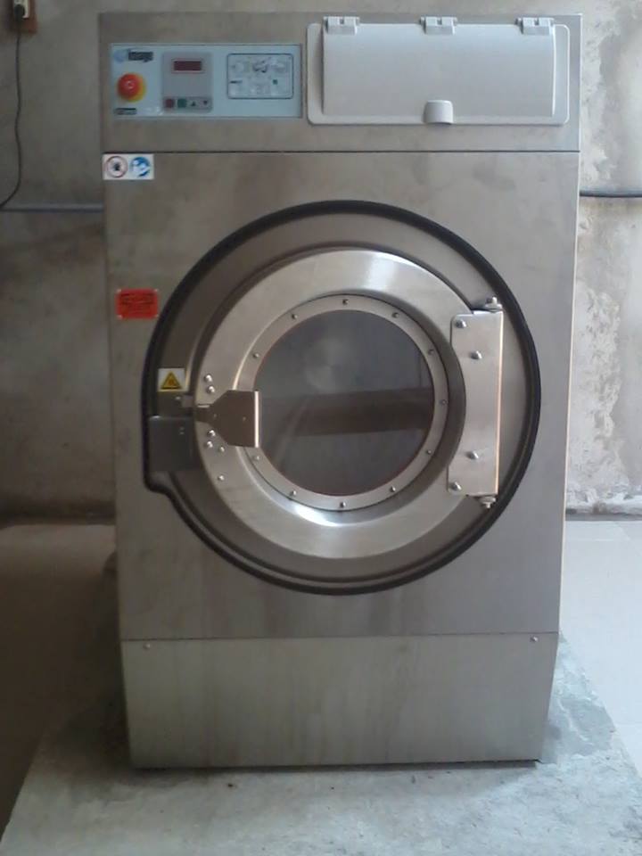 mua máy giặt công nghiệp